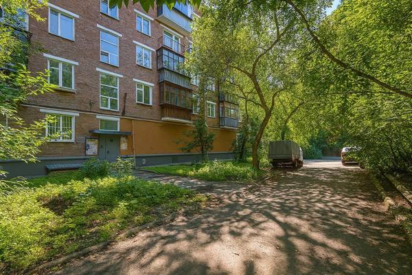 Продам двухкомнатную (2-комн.) квартиру, Восточная ул, 232, Екатеринбург г