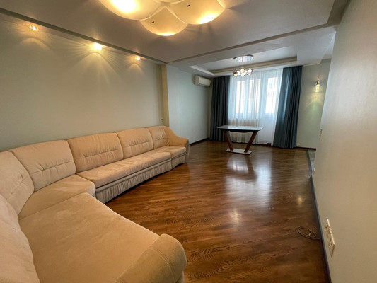 Продам двухкомнатную (2-комн.) квартиру, Зорге ул, 17к1, Ростов-на-Дону г