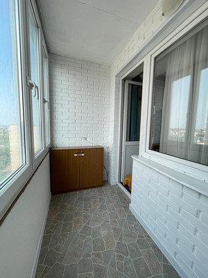 Продам двухкомнатную (2-комн.) квартиру, Зорге ул, 17к1, Ростов-на-Дону г