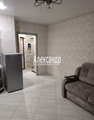Продам однокомнатную (1-комн.) квартиру, Шувалова ул, 21, Мурино п