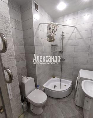 Продам однокомнатную (1-комн.) квартиру, Шувалова ул, 21, Мурино п
