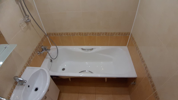 Продам трехкомнатную (3-комн.) квартиру, Донинское ш, 8, Раменское г