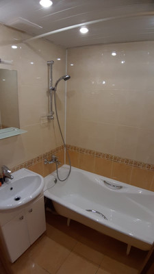 Продам трехкомнатную (3-комн.) квартиру, Донинское ш, 8, Раменское г