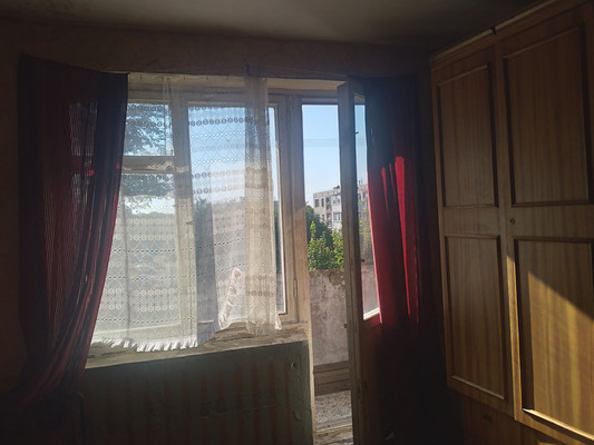 Продам двухкомнатную (2-комн.) квартиру, 7, Большая Вруда д
