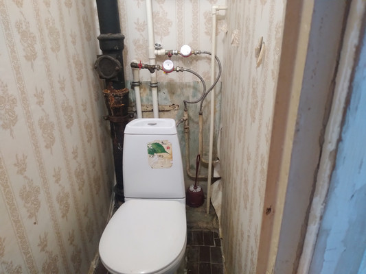 Продам двухкомнатную (2-комн.) квартиру, 7, Большая Вруда д