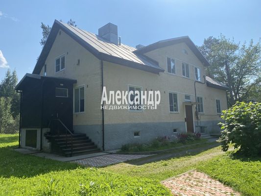 Продам коммерческое помещение 518 м2, Инженерная ул, Приозерск г