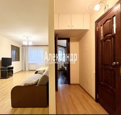 Продам трехкомнатную (3-комн.) квартиру, Котельникова аллея, 1, Санкт-Петербург г