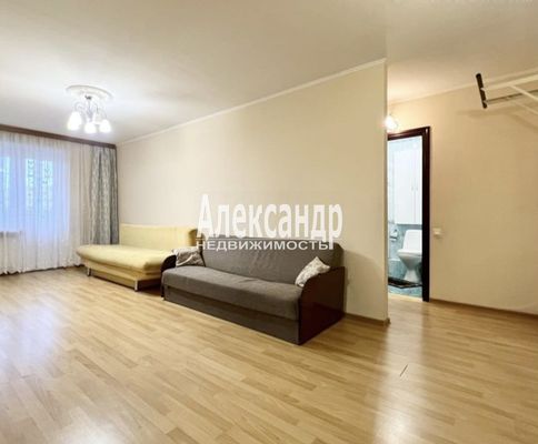 Продам трехкомнатную (3-комн.) квартиру, Котельникова аллея, 1, Санкт-Петербург г