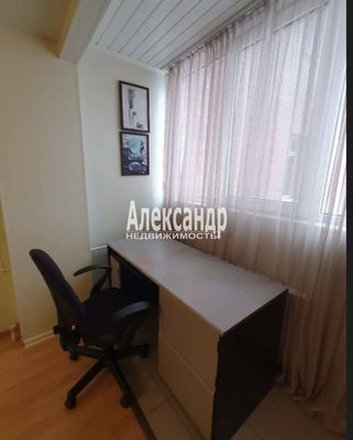 Продам трехкомнатную (3-комн.) квартиру, Котельникова аллея, 1, Санкт-Петербург г
