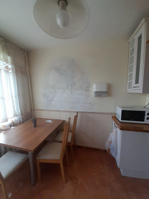 Продам двухкомнатную (2-комн.) квартиру, Школьная ул, 5кА, Молоково с