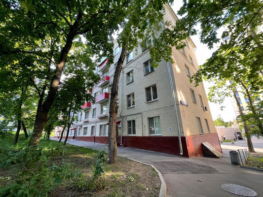 Продам трехкомнатную (3-комн.) квартиру, 1-й Рощинский проезд, 4к2, Москва г