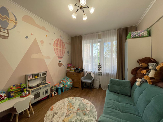Продам трехкомнатную (3-комн.) квартиру, 1-й Рощинский проезд, 4к2, Москва г