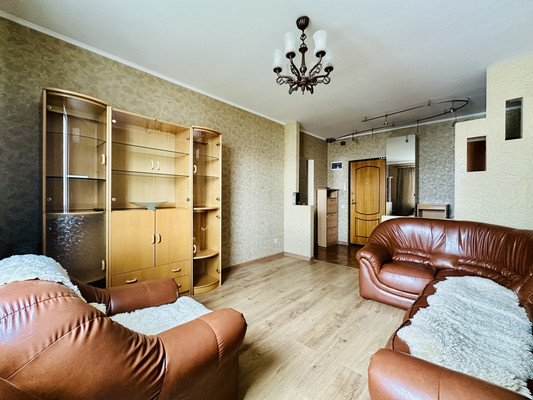 Продам двухкомнатную (2-комн.) квартиру, Академика Пилюгина ул, 12к2, Москва г