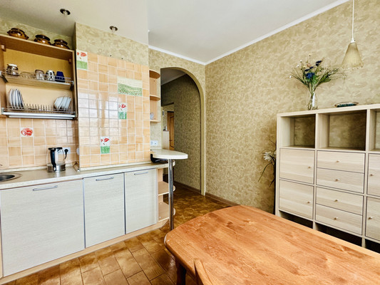 Продам двухкомнатную (2-комн.) квартиру, Академика Пилюгина ул, 12к2, Москва г