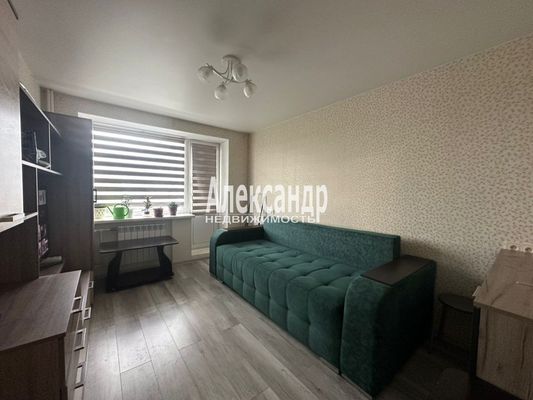 Продам двухкомнатную (2-комн.) квартиру, 20, Оржицы д