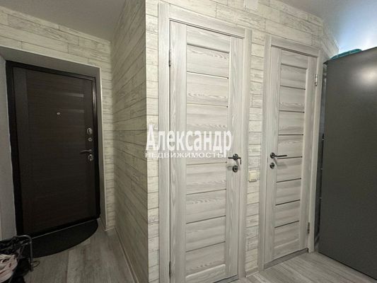 Продам двухкомнатную (2-комн.) квартиру, 20, Оржицы д