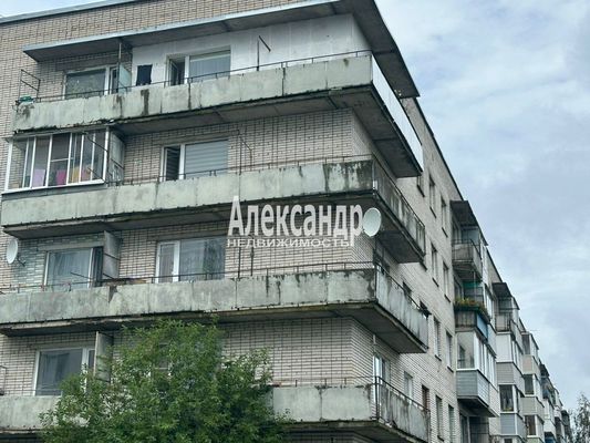 Продам двухкомнатную (2-комн.) квартиру, 20, Оржицы д