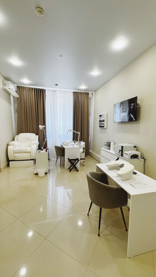 Продам коммерческое помещение 173,9 м2, Курашова ул, 20, Казань г