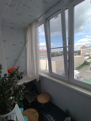 Продам двухкомнатную (2-комн.) квартиру, 8-е Марта ул, 29, Ишим г