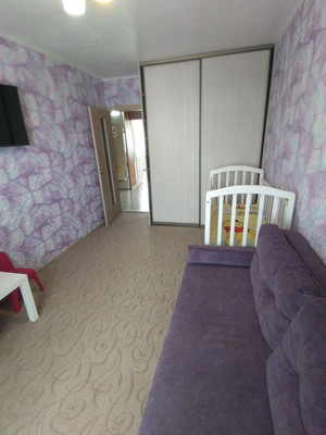 Продам двухкомнатную (2-комн.) квартиру, 8-е Марта ул, 29, Ишим г