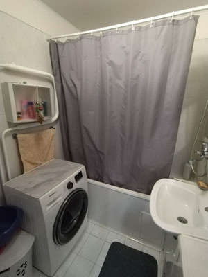 Продам двухкомнатную (2-комн.) квартиру, 8-е Марта ул, 29, Ишим г