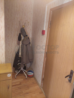 Продам однокомнатную (1-комн.) квартиру, Бескудниковский б-р, 27к4, Москва г