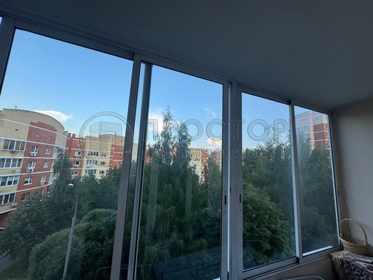 Продам двухкомнатную (2-комн.) квартиру, Соловьиная Роща ул, 3к1, Москва г