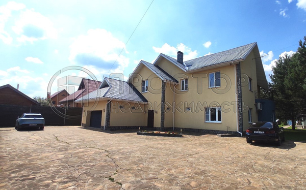 Продам коммерческое помещение 550 м2, Радужная ул, 4, Красные Холмы д