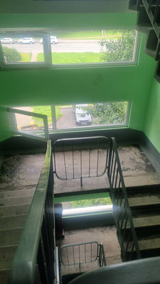 Продам комнату в 2-комн. квартире, Альпийский пер, 31, Санкт-Петербург г