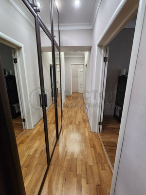 Продам трехкомнатную (3-комн.) квартиру, Стратонавтов проезд, 9, Москва г