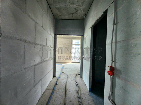 Продам трехкомнатную (3-комн.) квартиру, Гжатская ул, 5к1, Москва г