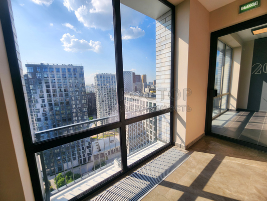 Продам трехкомнатную (3-комн.) квартиру, Гжатская ул, 5к1, Москва г