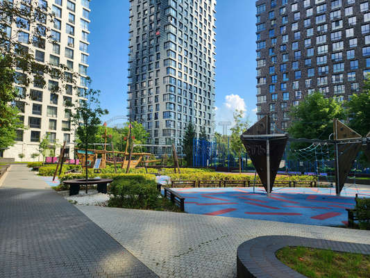 Продам трехкомнатную (3-комн.) квартиру, Гжатская ул, 5к1, Москва г