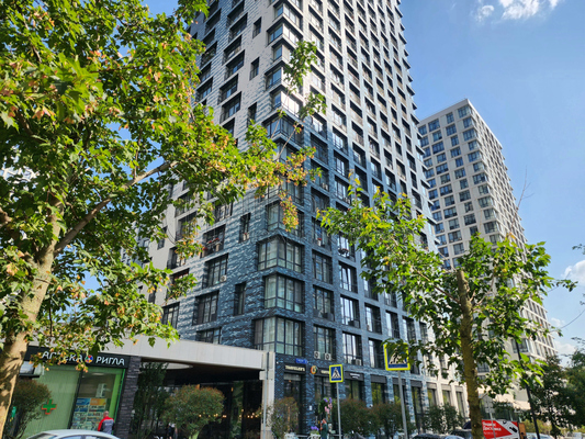 Продам трехкомнатную (3-комн.) квартиру, Гжатская ул, 5к1, Москва г