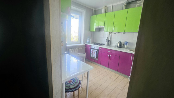 Продам двухкомнатную (2-комн.) квартиру, Карасунская ул, 56, Краснодар г