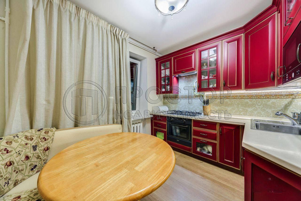 Продам трехкомнатную (3-комн.) квартиру, Коцюбинского ул, 9к2, Москва г