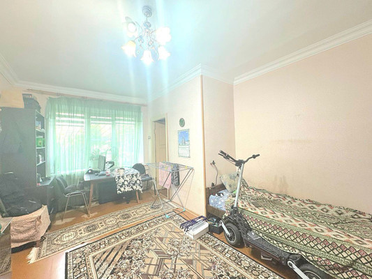 Продам двухкомнатную (2-комн.) квартиру, Академика Кирпичникова ул, 16, Казань г