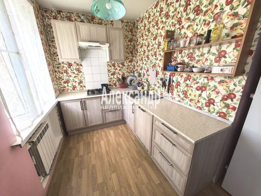 Продам однокомнатную (1-комн.) квартиру, Дружбы ул, 1, Стеклянный п