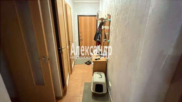 Продам двухкомнатную (2-комн.) квартиру, Большевиков пр-кт, 79к1, Санкт-Петербург г