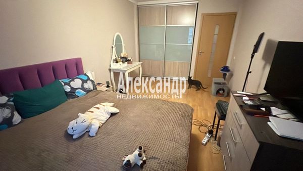 Продам двухкомнатную (2-комн.) квартиру, Большевиков пр-кт, 79к1, Санкт-Петербург г