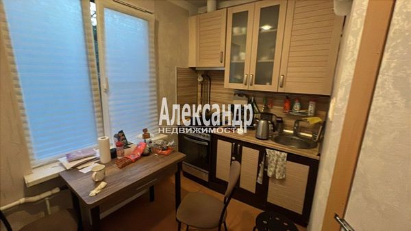 Продам двухкомнатную (2-комн.) квартиру, Большевиков пр-кт, 79к1, Санкт-Петербург г