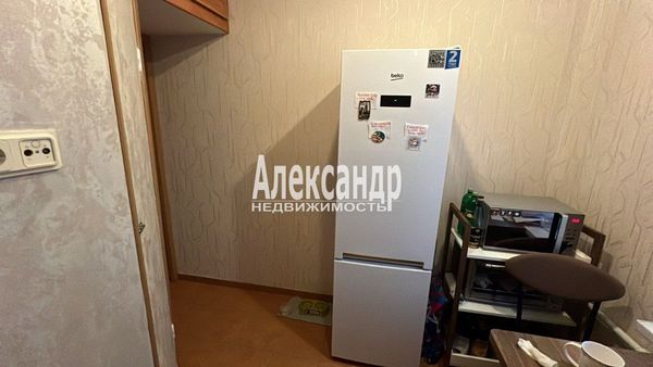 Продам двухкомнатную (2-комн.) квартиру, Большевиков пр-кт, 79к1, Санкт-Петербург г