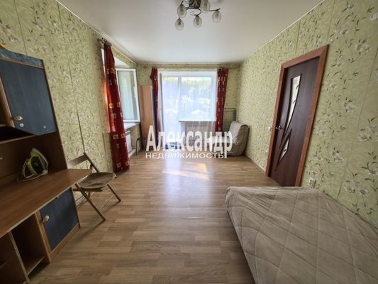 Продам однокомнатную (1-комн.) квартиру, Дружбы ул, 1, Стеклянный п