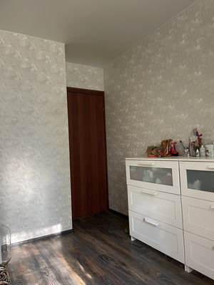 Продам трехкомнатную (3-комн.) квартиру, Красавица тер, 26, Зеленогорск г