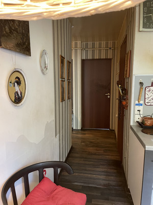 Продам трехкомнатную (3-комн.) квартиру, Красавица тер, 26, Зеленогорск г