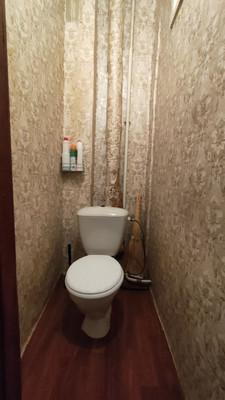 Продам трехкомнатную (3-комн.) квартиру, Крестецкая ул, 26, Старая Русса г