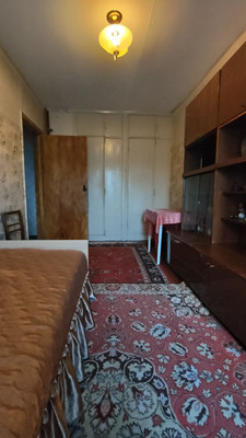 Продам трехкомнатную (3-комн.) квартиру, Крестецкая ул, 26, Старая Русса г