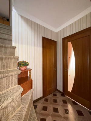 Продам многокомнатную квартиру, Кабардинская ул, 210, Нальчик г