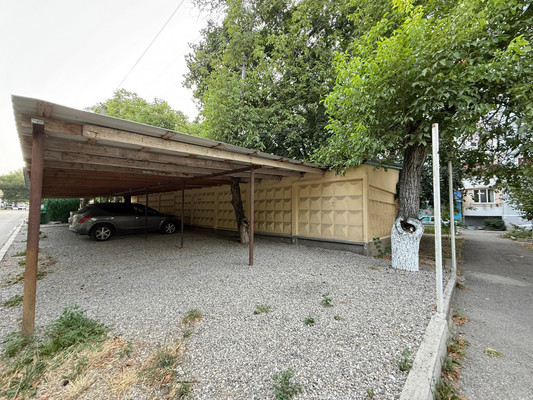 Продам многокомнатную квартиру, Кабардинская ул, 210, Нальчик г