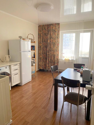 Продам двухкомнатную (2-комн.) квартиру, Петренко ул, 8, Ростов-на-Дону г